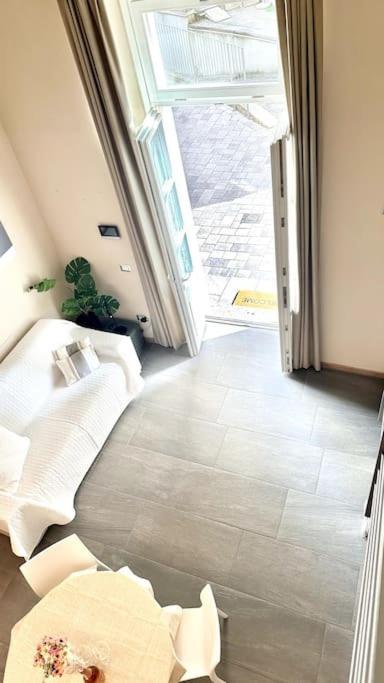Duomo Modern Loft 100Mt From Duomo And Lake Como Buitenkant foto